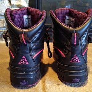 Nike ACG Woodside boot